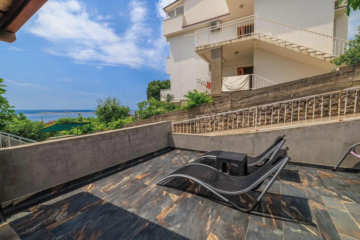 Modernes Apartment Nur 150 Meter Zum Strand Mit Pool, Jacuzzi, Meerblick, Billard Dramalj 0*,