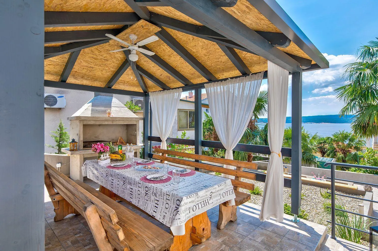 Modernes Apartment Nur 150 Meter Zum Strand Mit Pool, Jacuzzi, Meerblick, Billard Dramalj Croatia